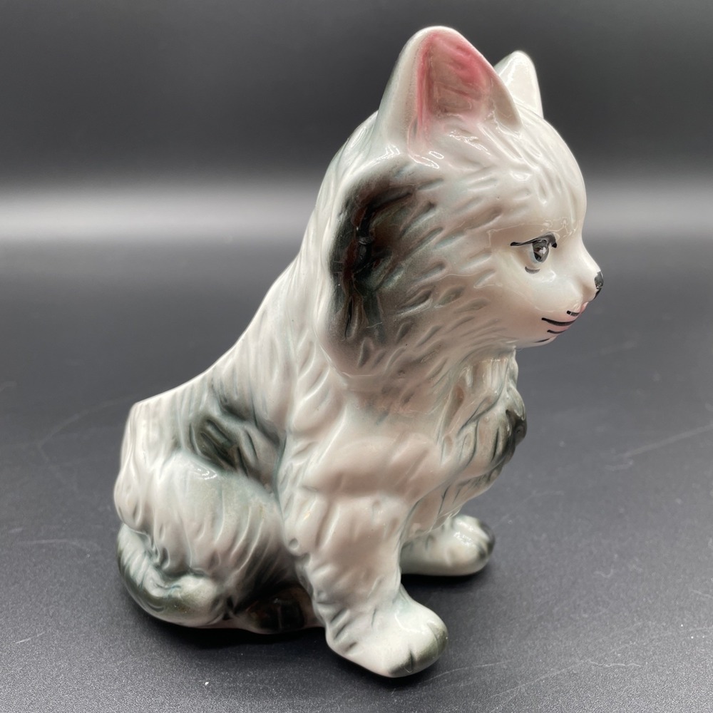 Vintage MCM Giftwares Co Nancy Pew Planter White Grey Persian Cat Kitten Taiwan